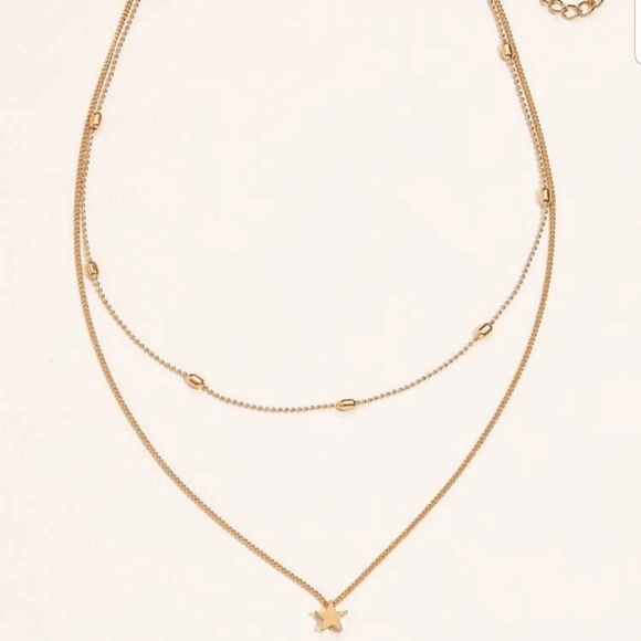 *Emilia* Star Layered Necklace - Picture 2 of 3